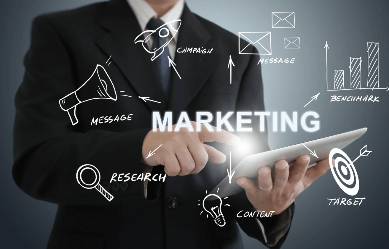 The image contains a digital marketing marketing expert holding a tablet